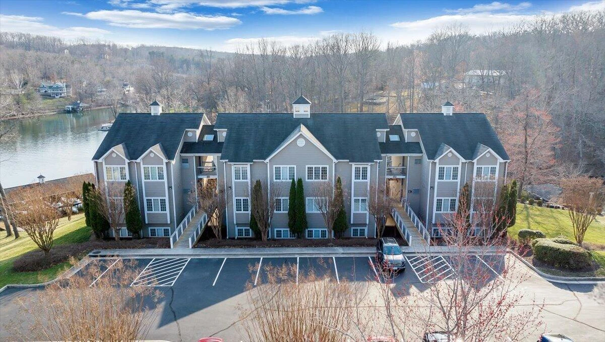 300 Pointe Shore DR #411 - Photo 5