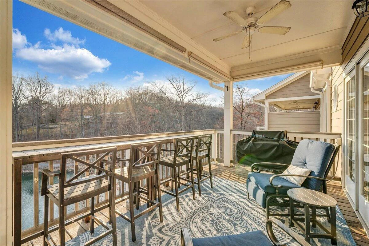 300 Pointe Shore DR #411 - Photo 44