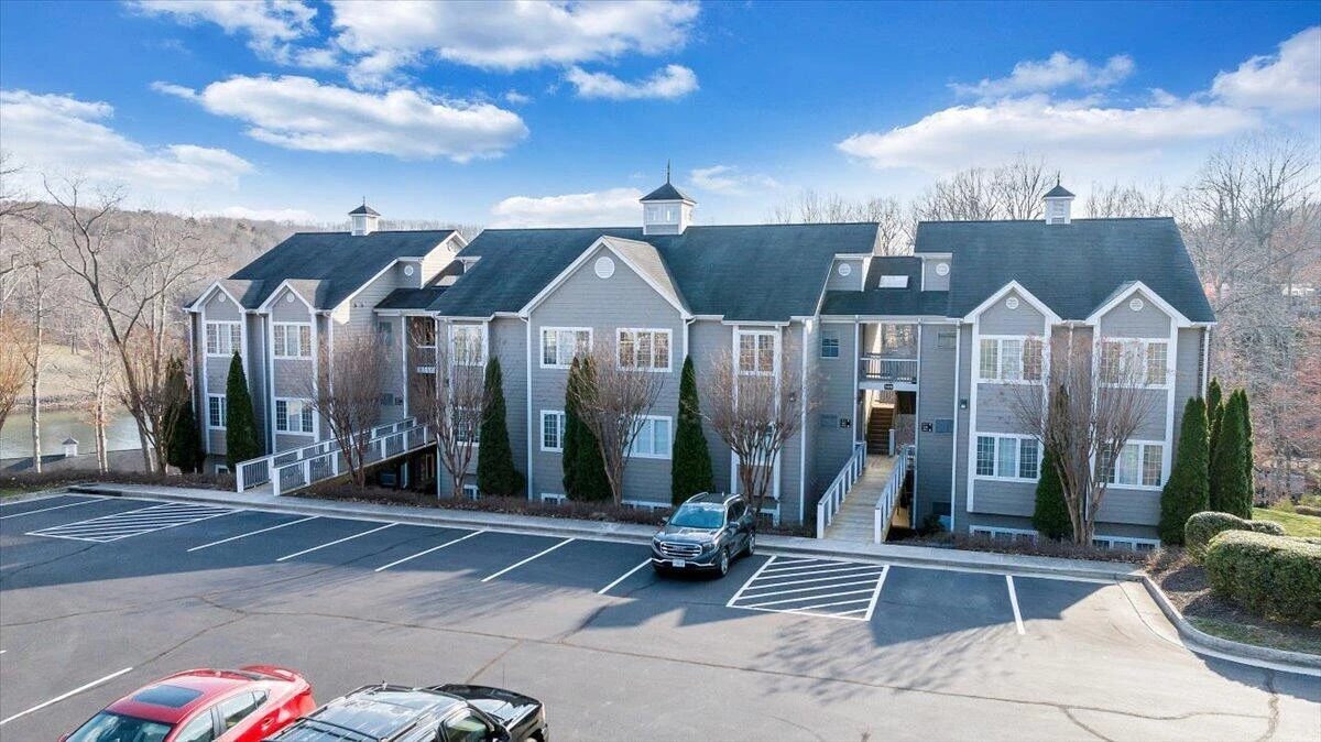 300 Pointe Shore DR #411 - Photo 70