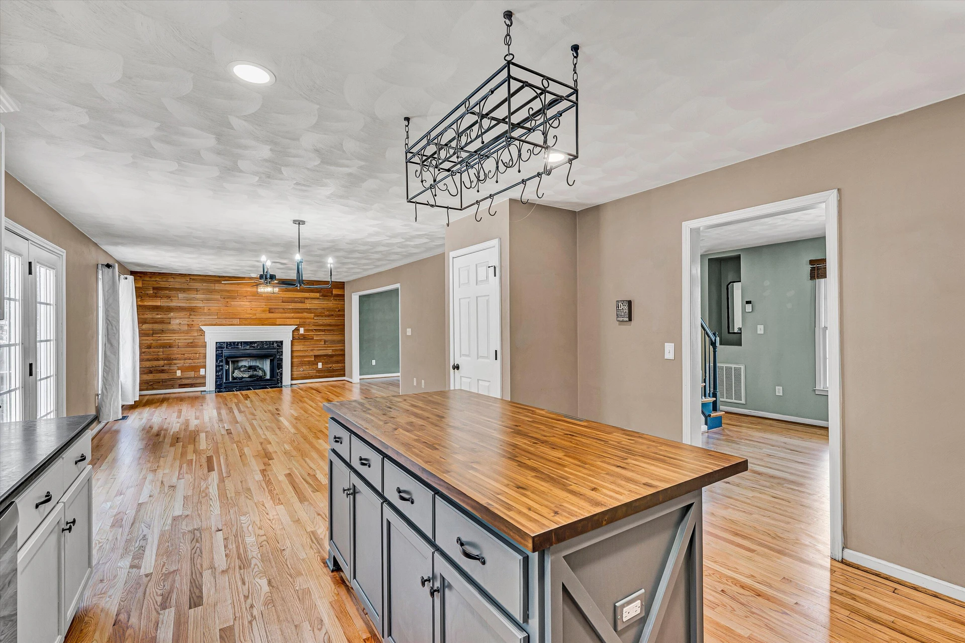 2540 Blue Ridge Springs RD - Photo 10