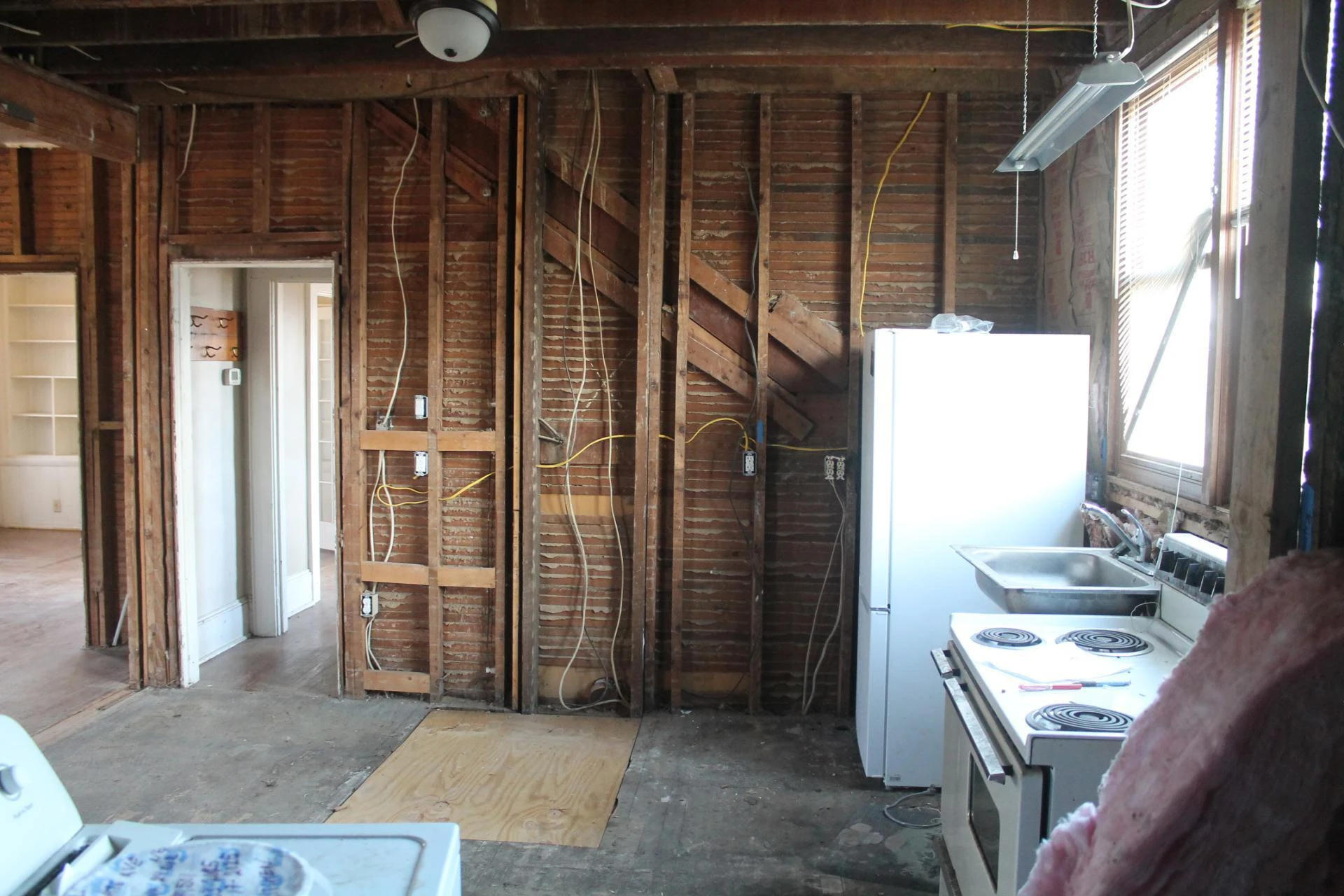 2210 Eastgate AVE - Photo 12