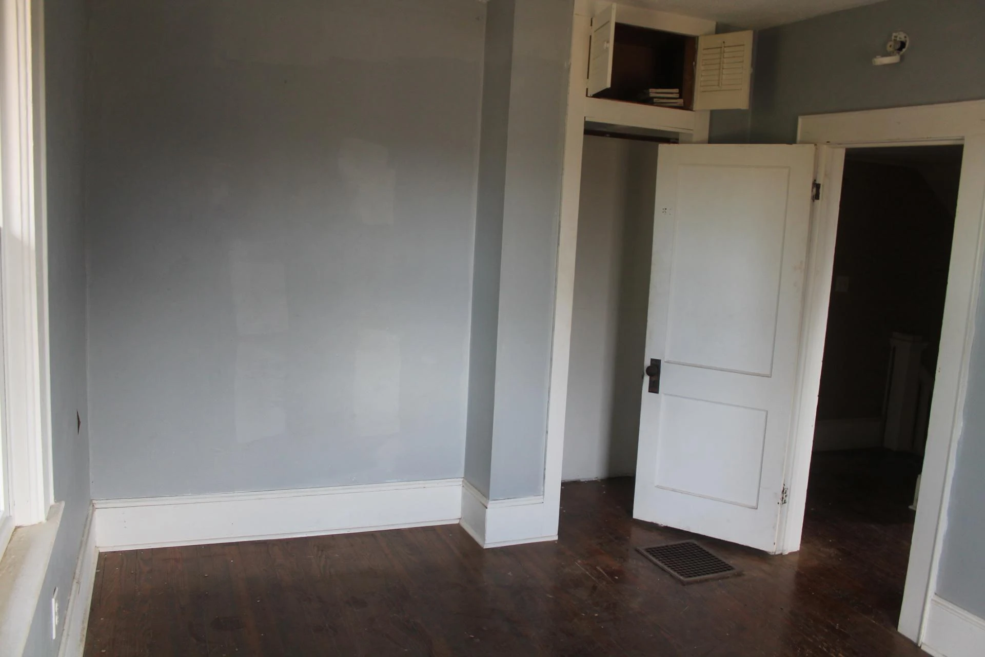 2210 Eastgate AVE - Photo 19