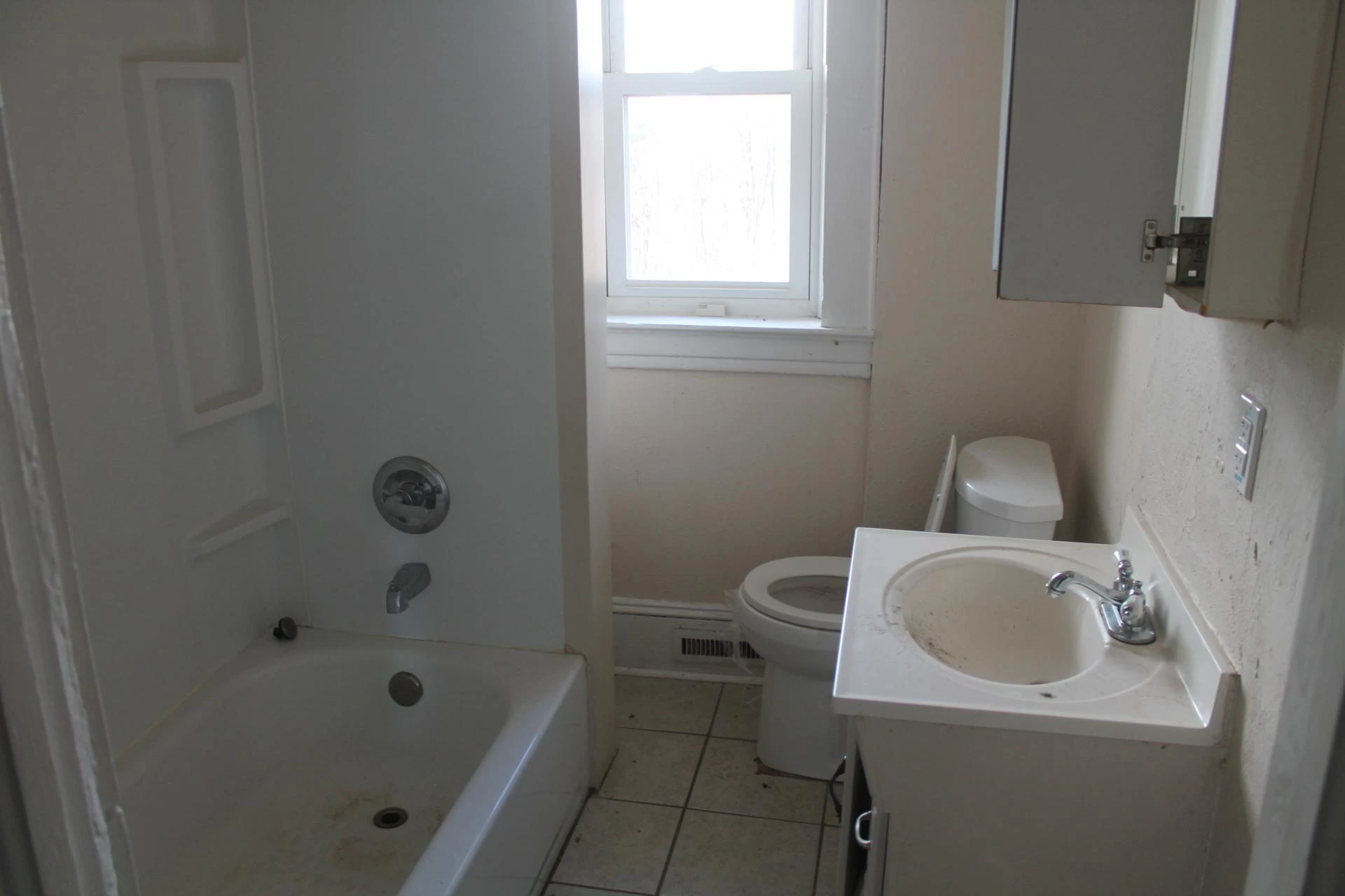 2210 Eastgate AVE - Photo 20