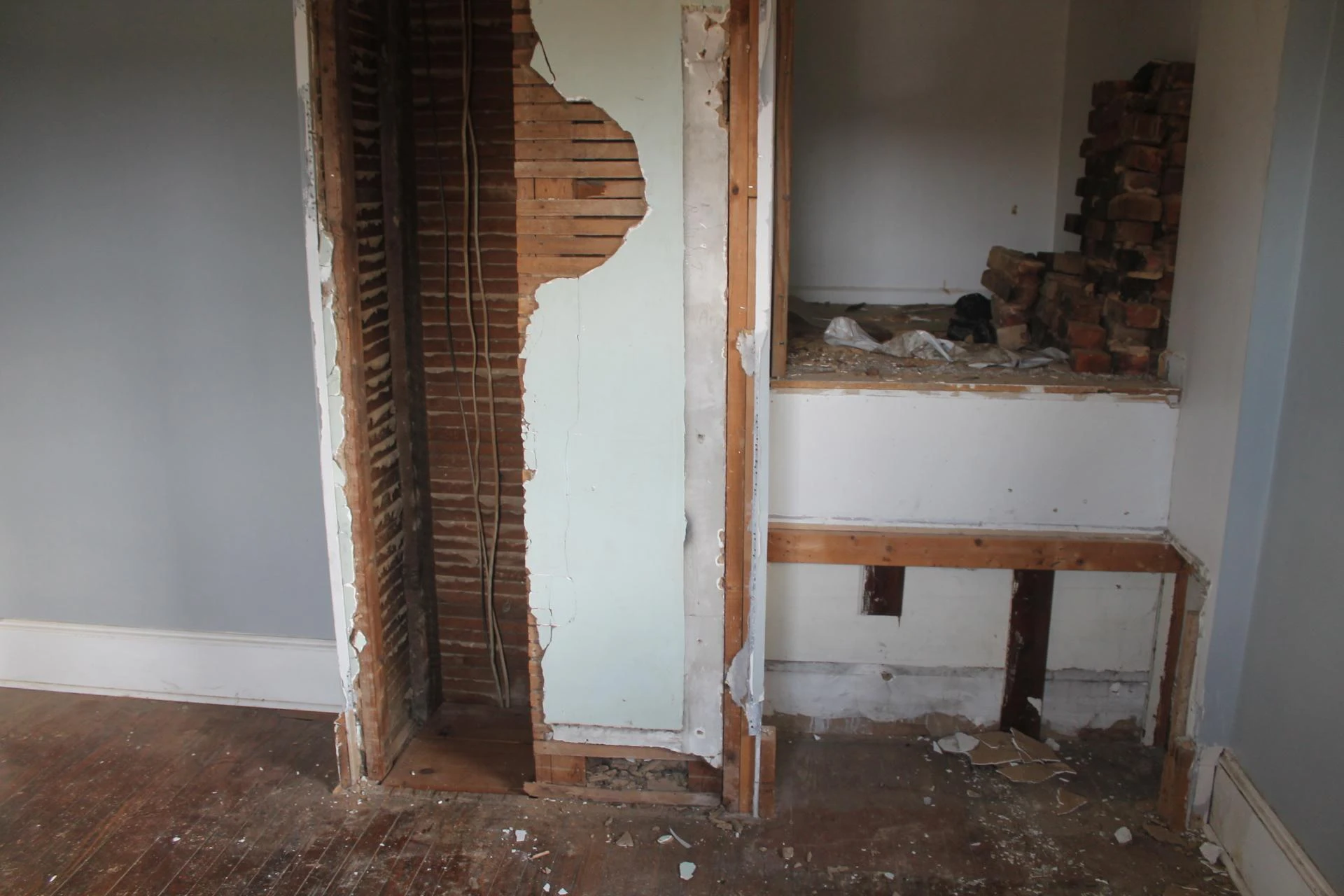 2210 Eastgate AVE - Photo 22