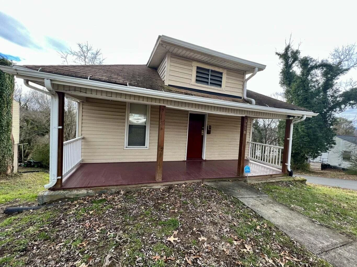 3938 Virginia AVE