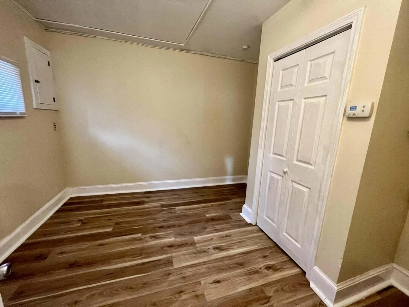 3938 Virginia AVE - Photo 11