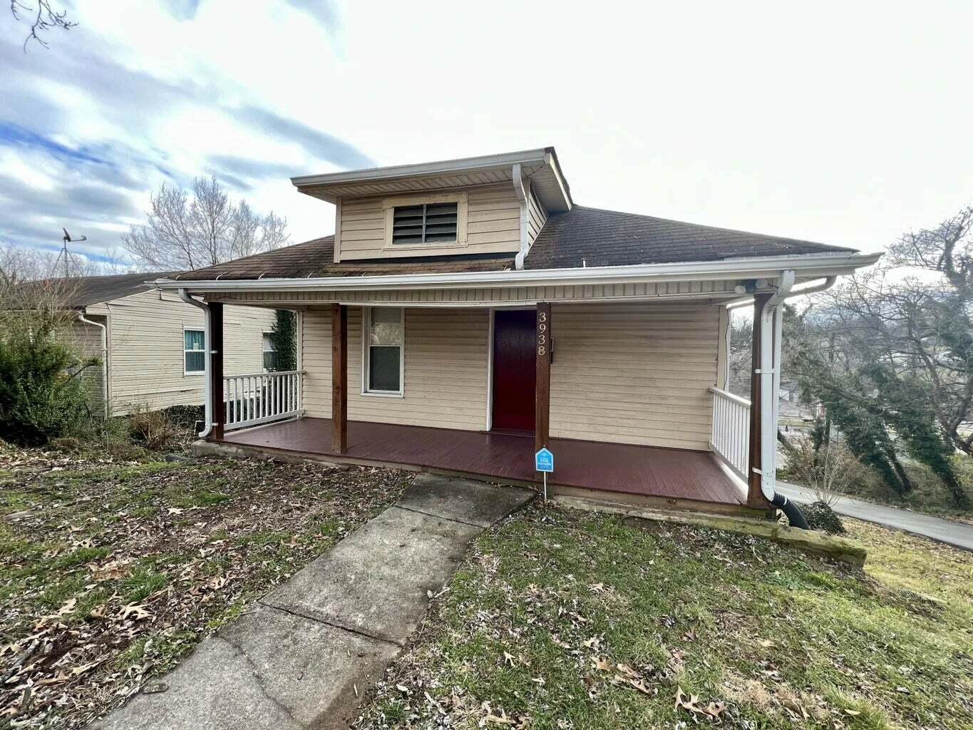 3938 Virginia AVE - Photo 2