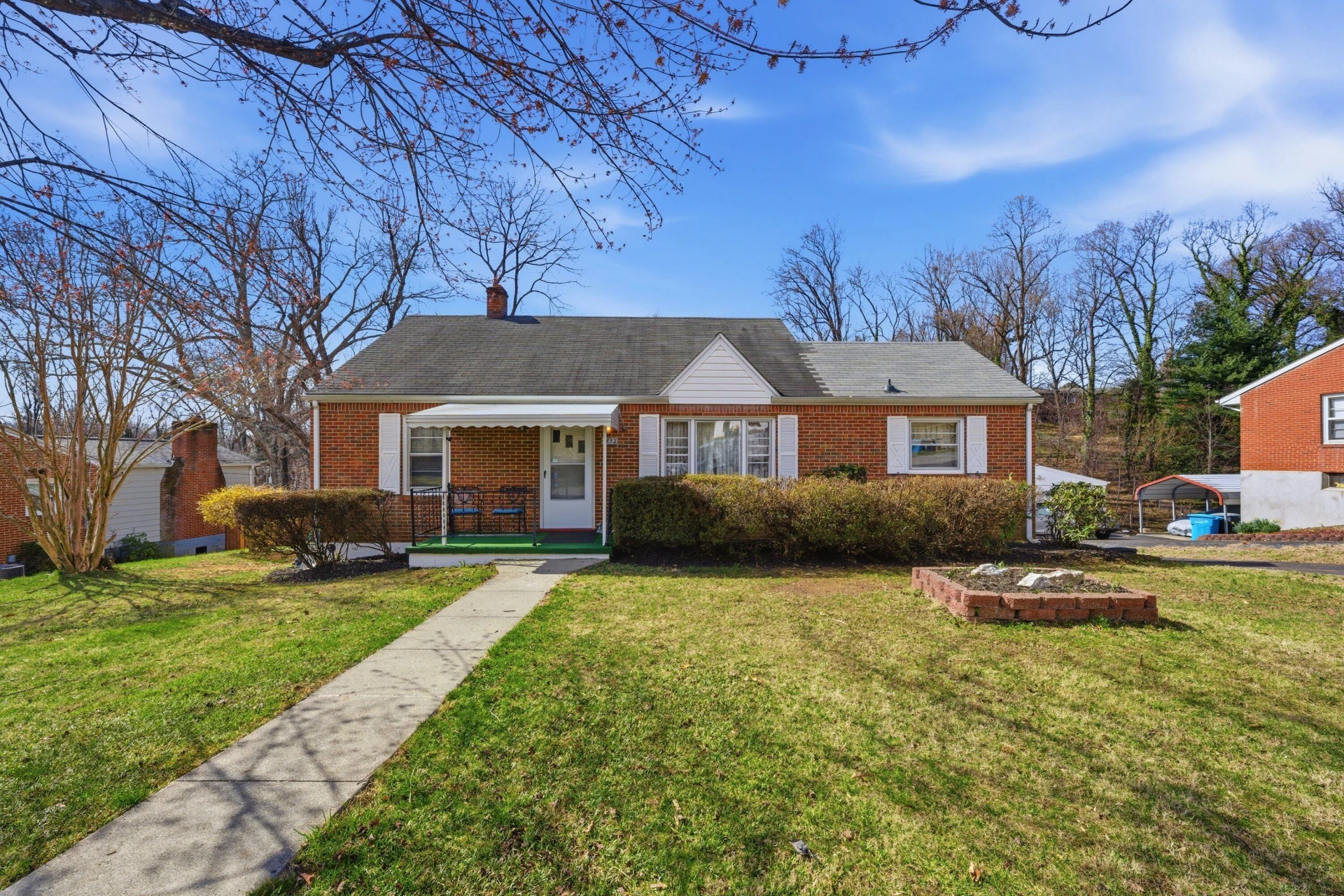 4852 Showalter RD