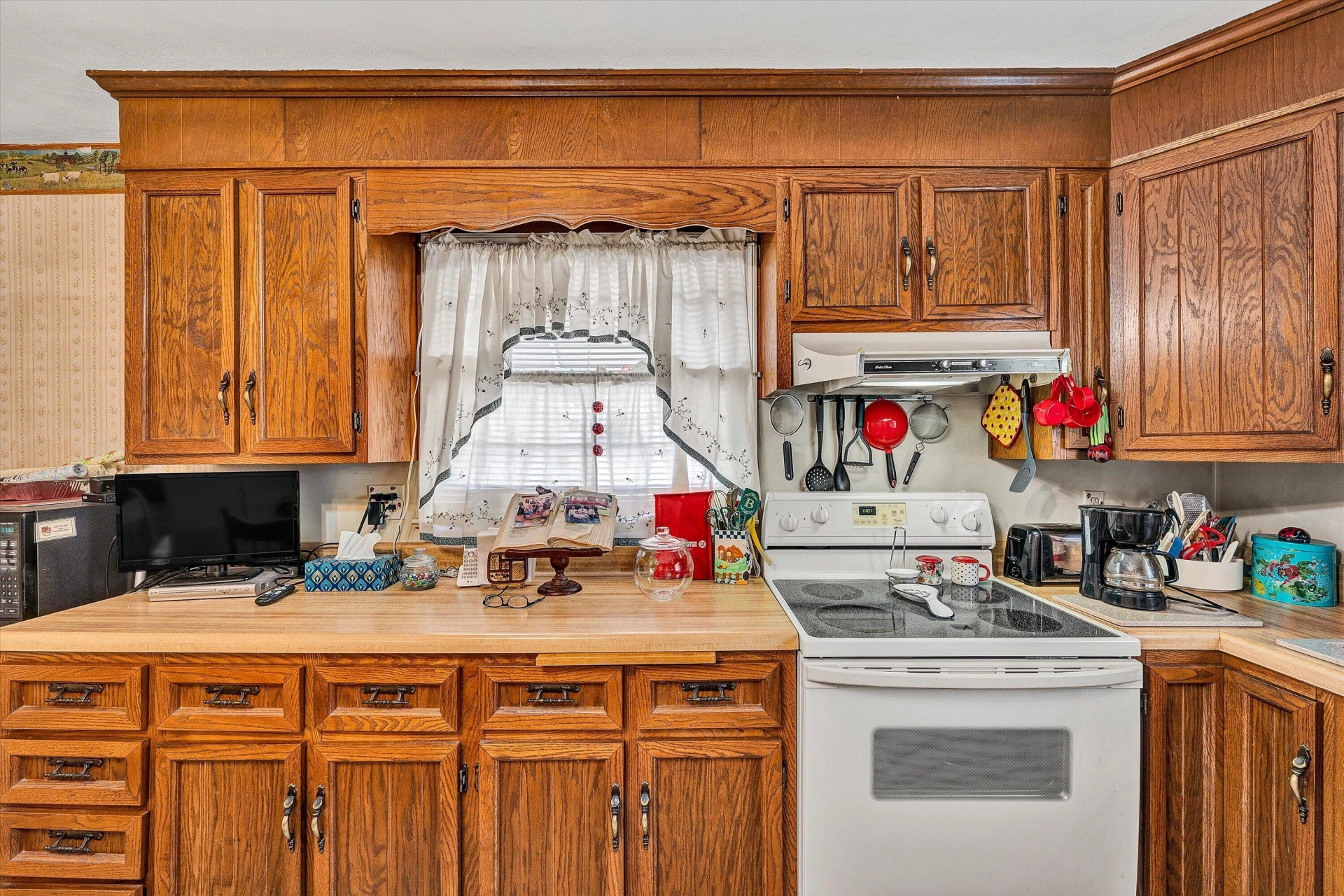 4852 Showalter RD - Photo 16