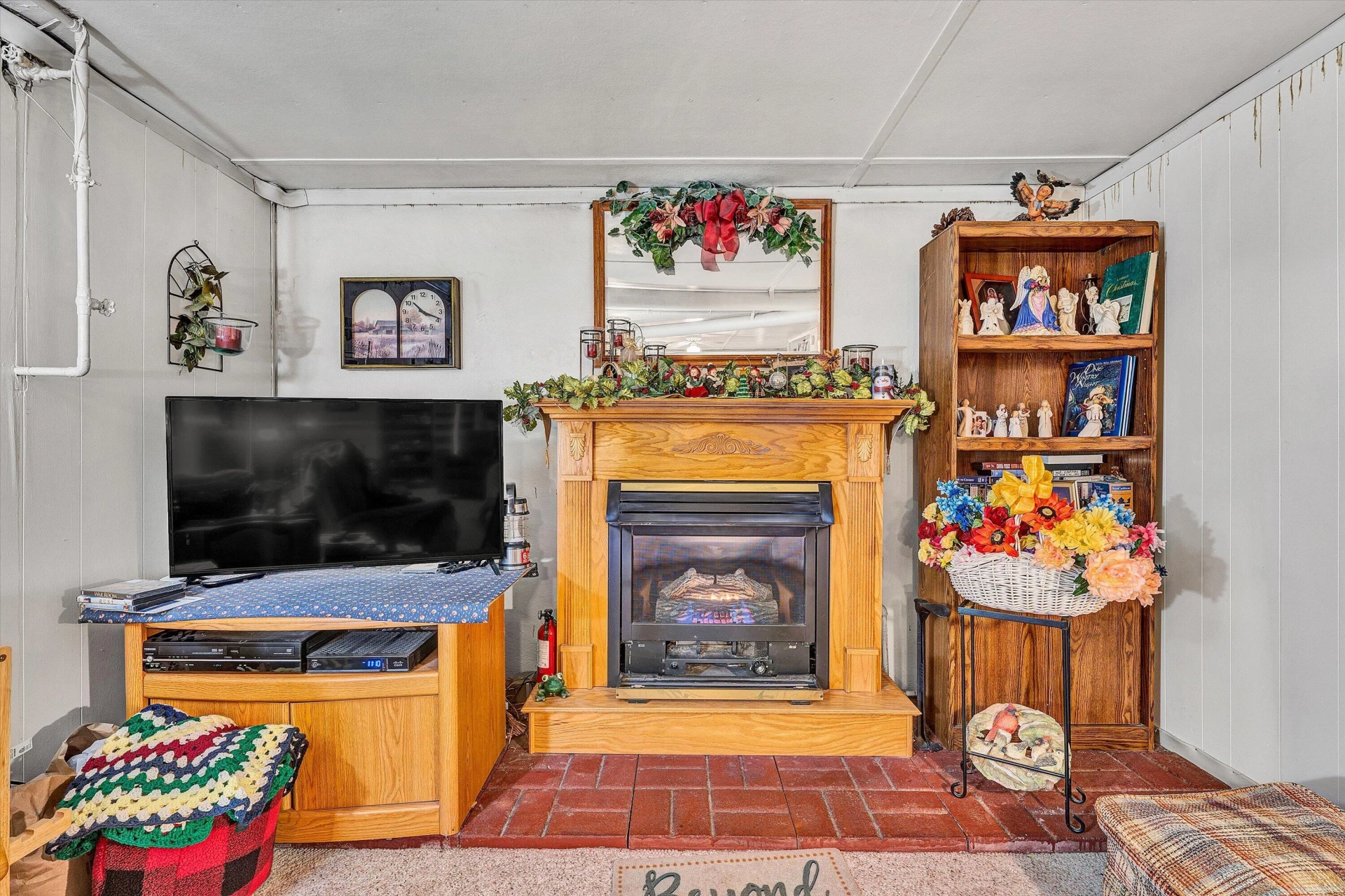 4852 Showalter RD - Photo 29
