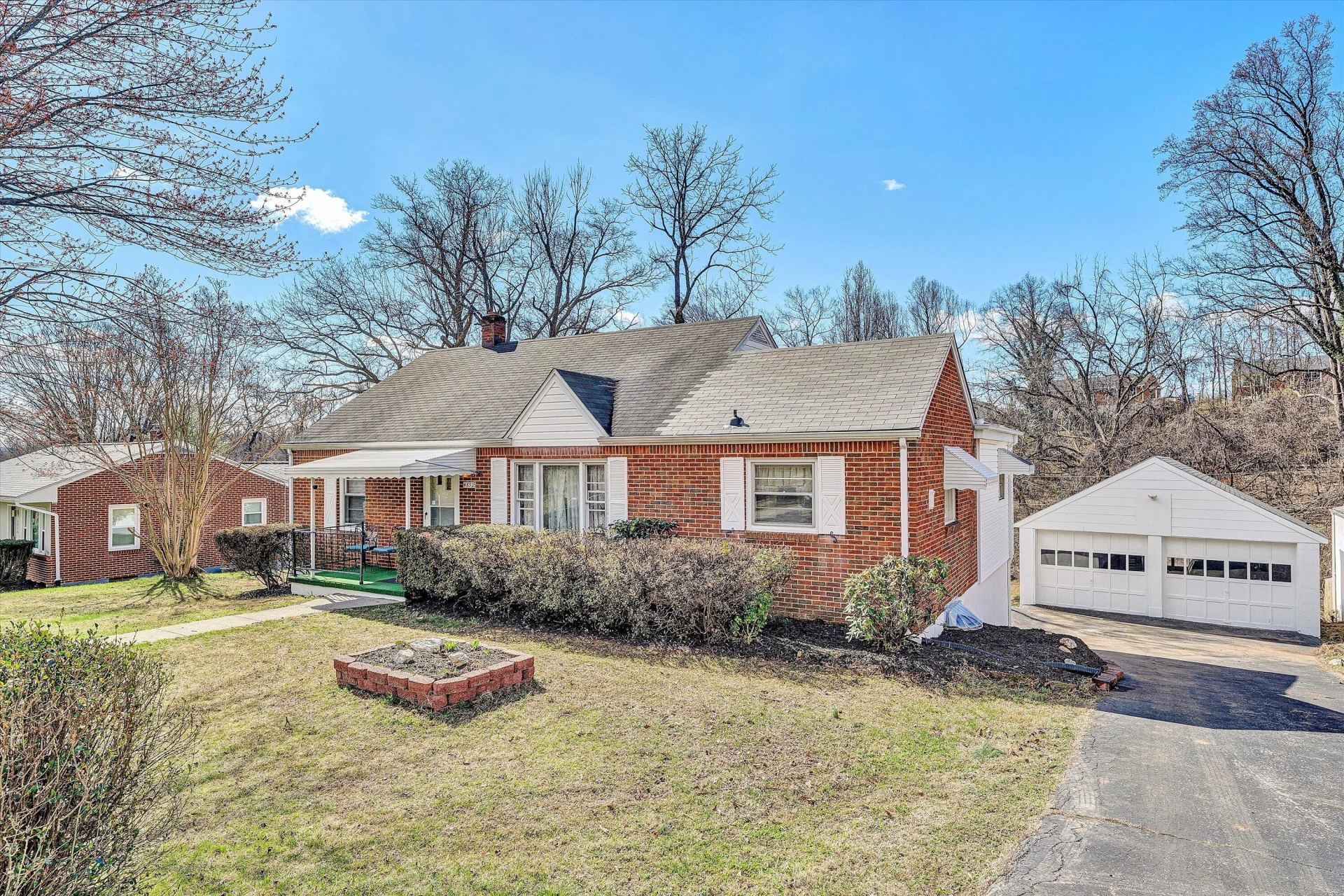 4852 Showalter RD - Photo 3