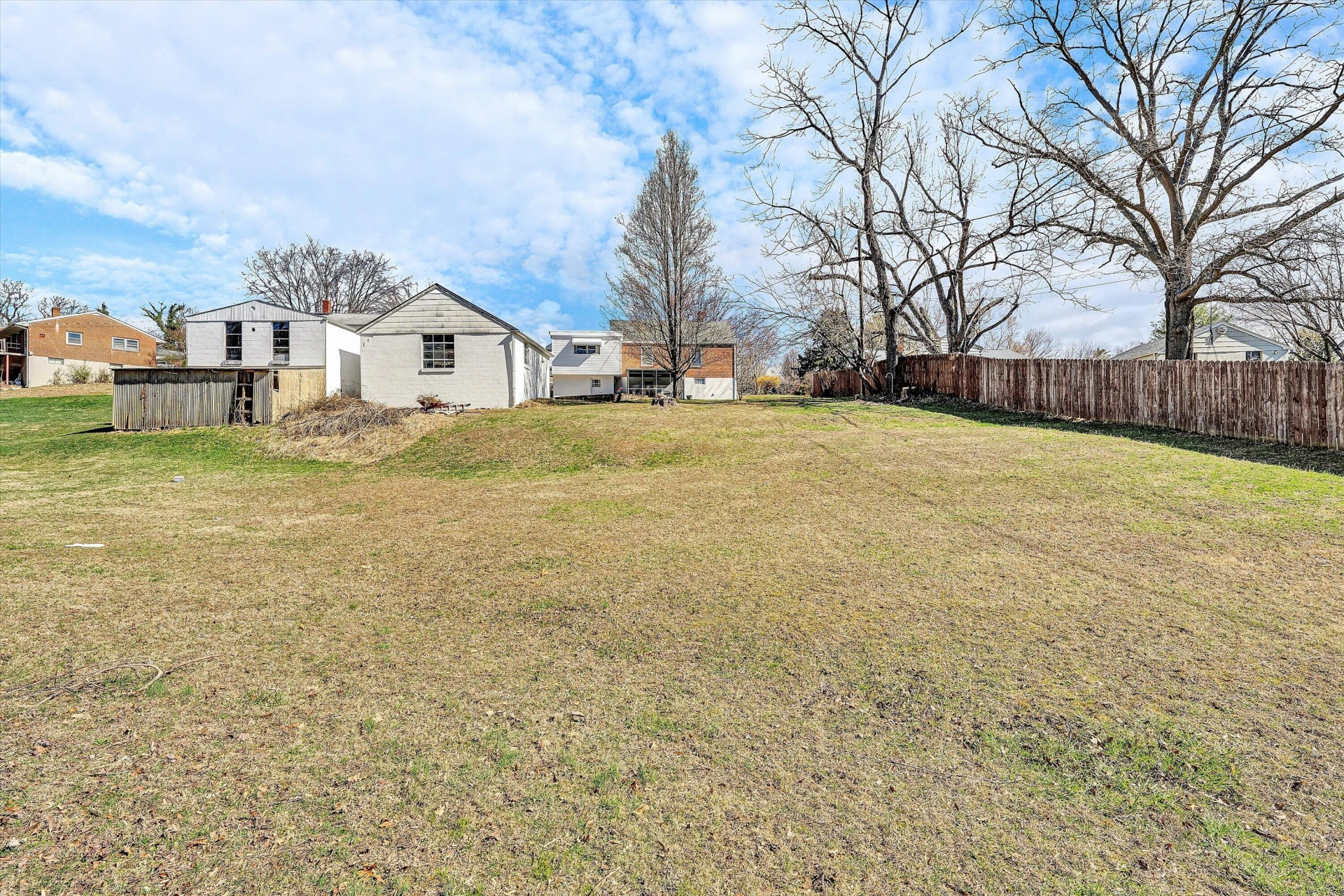 4852 Showalter RD - Photo 40