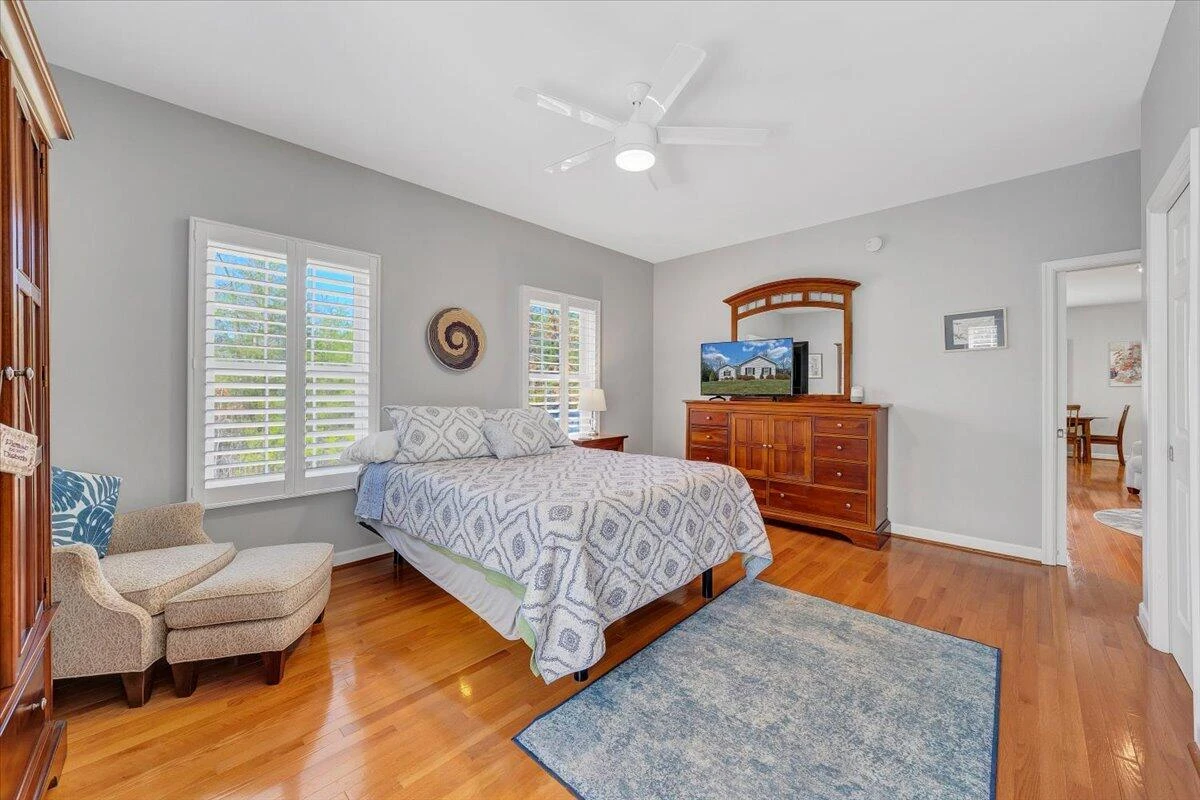1034 Joffrey DR - Photo 23