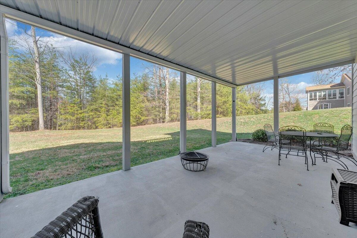 1034 Joffrey DR - Photo 50