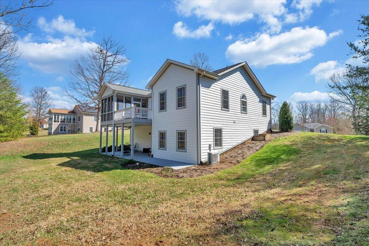 1034 Joffrey DR - Photo 56