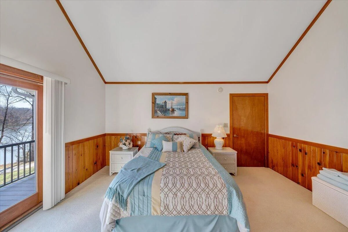 312 Spring DR - Photo 35