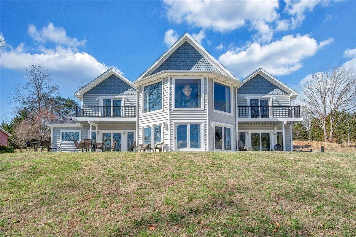 312 Spring DR - Photo 65