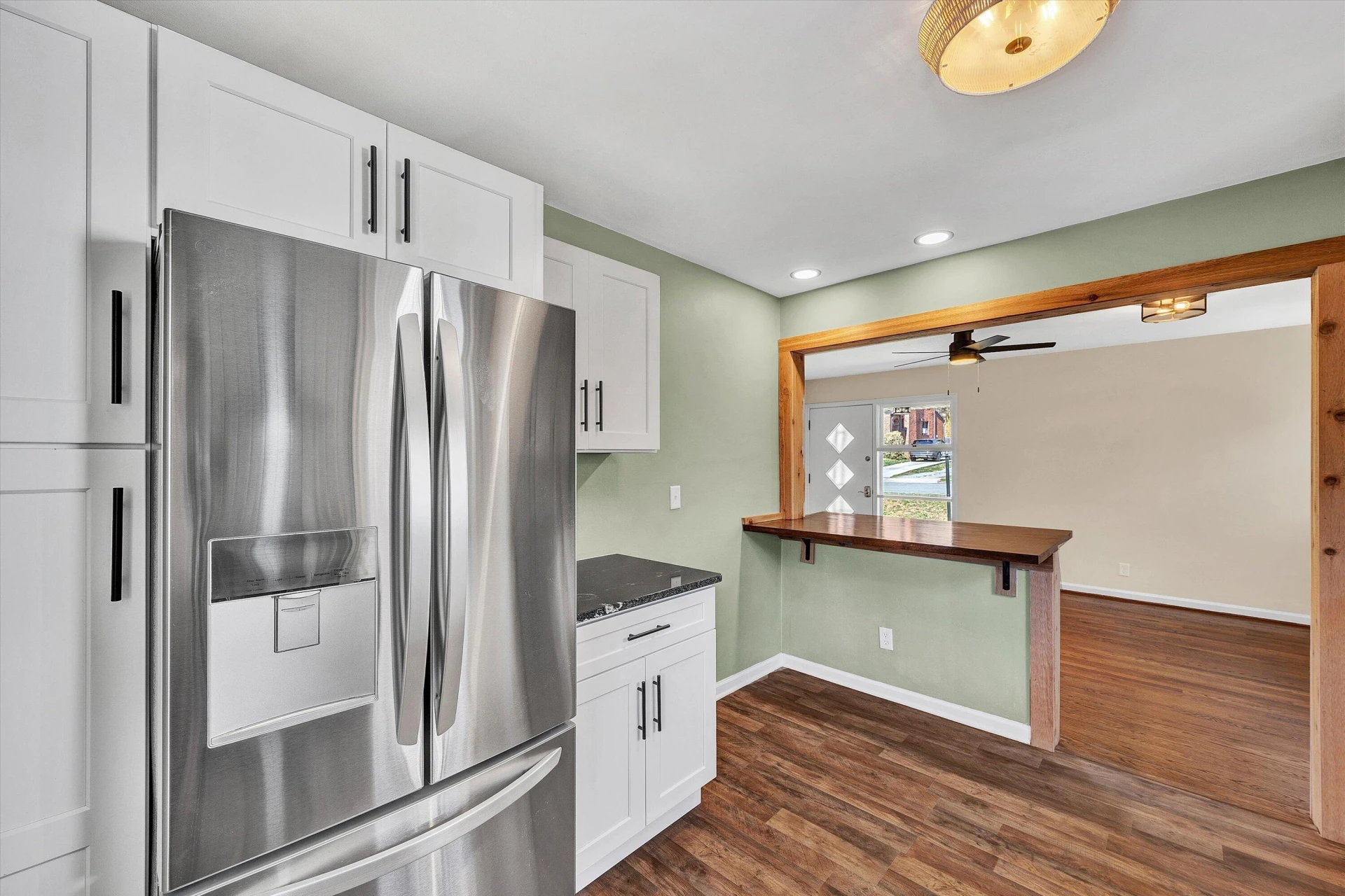 1210 Howbert AVE - Photo 15