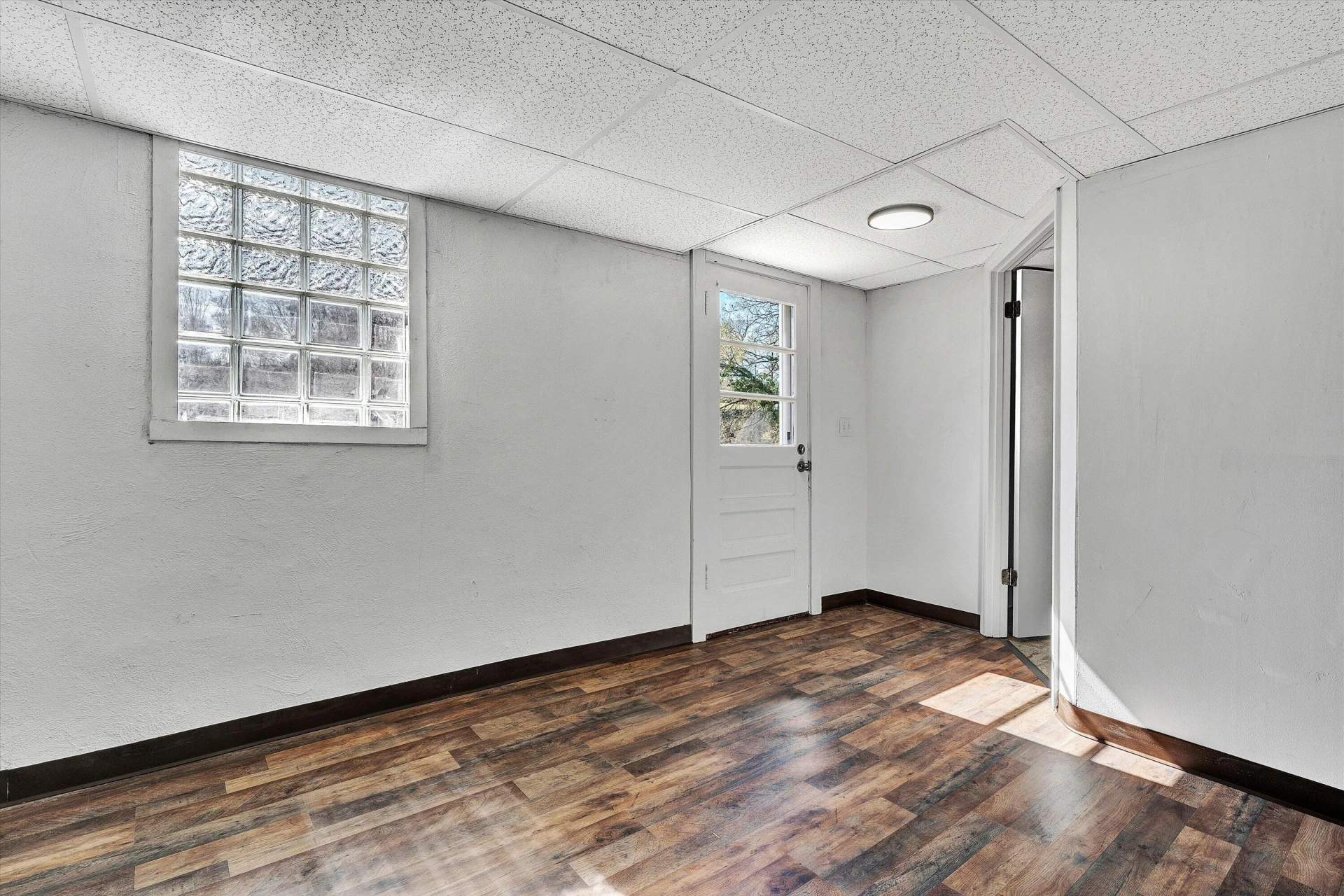 1210 Howbert AVE - Photo 25