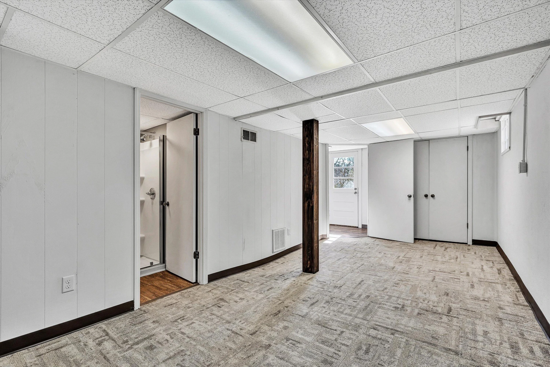 1210 Howbert AVE - Photo 27