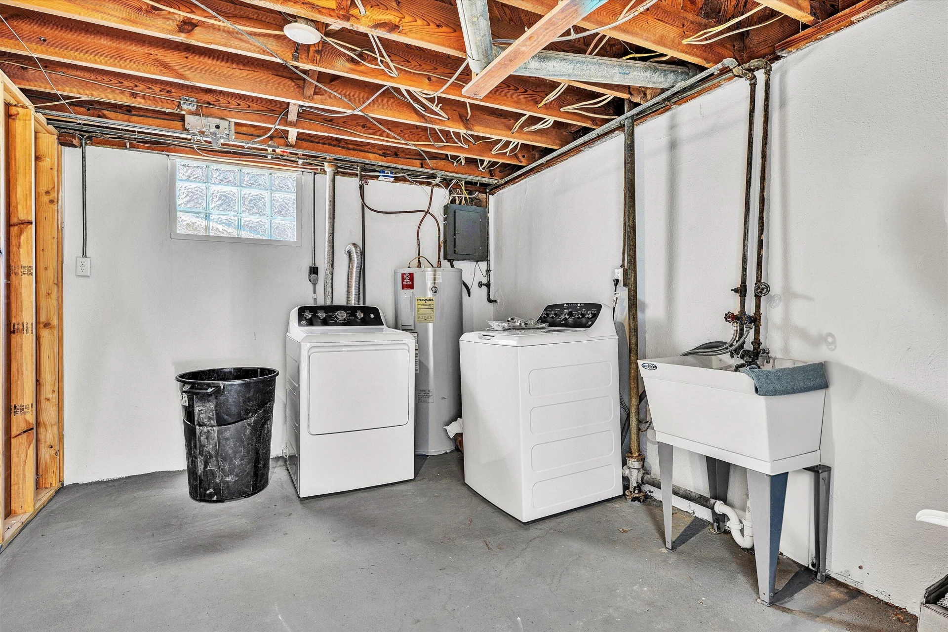 1210 Howbert AVE - Photo 30