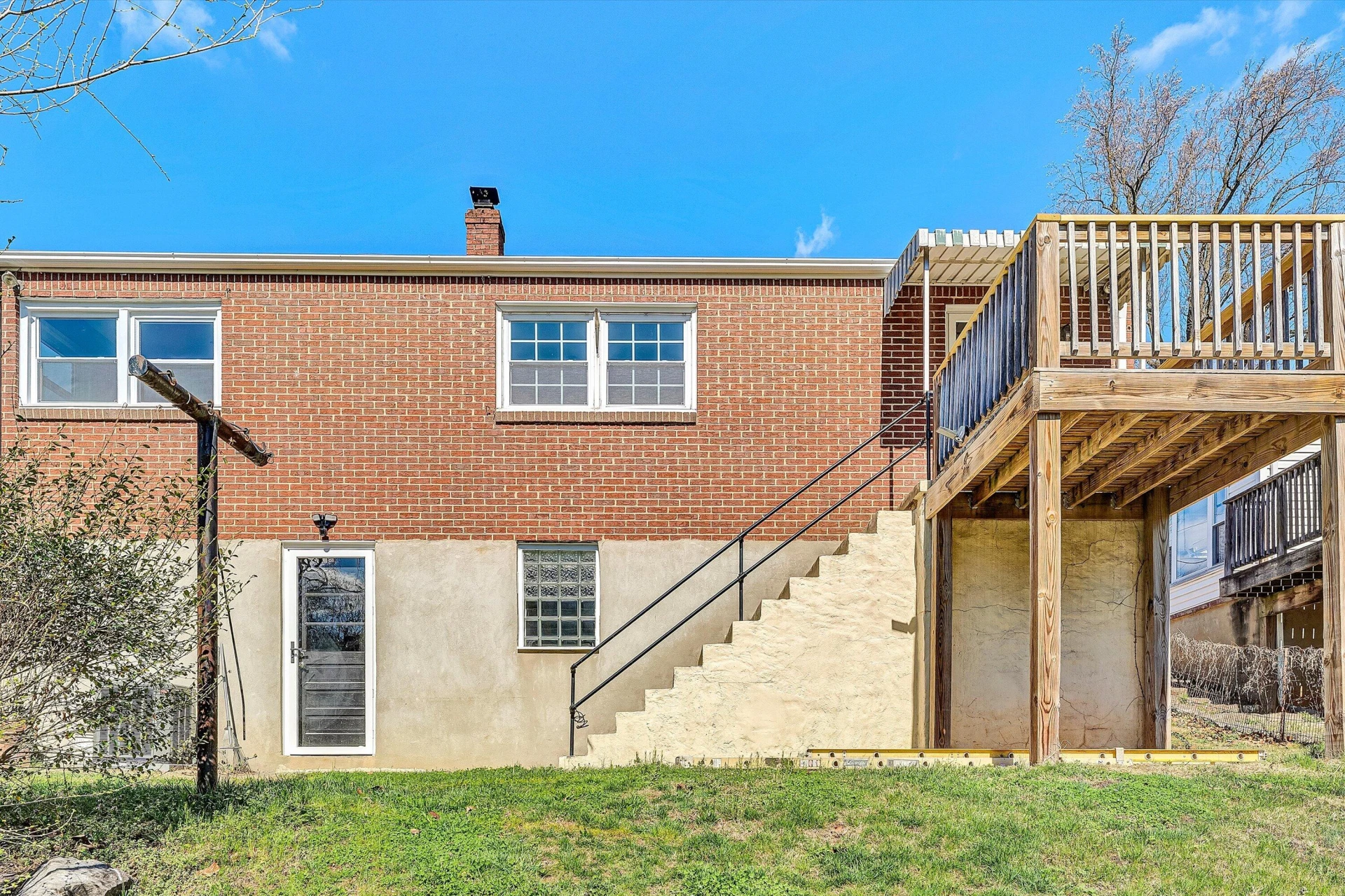 1210 Howbert AVE - Photo 33