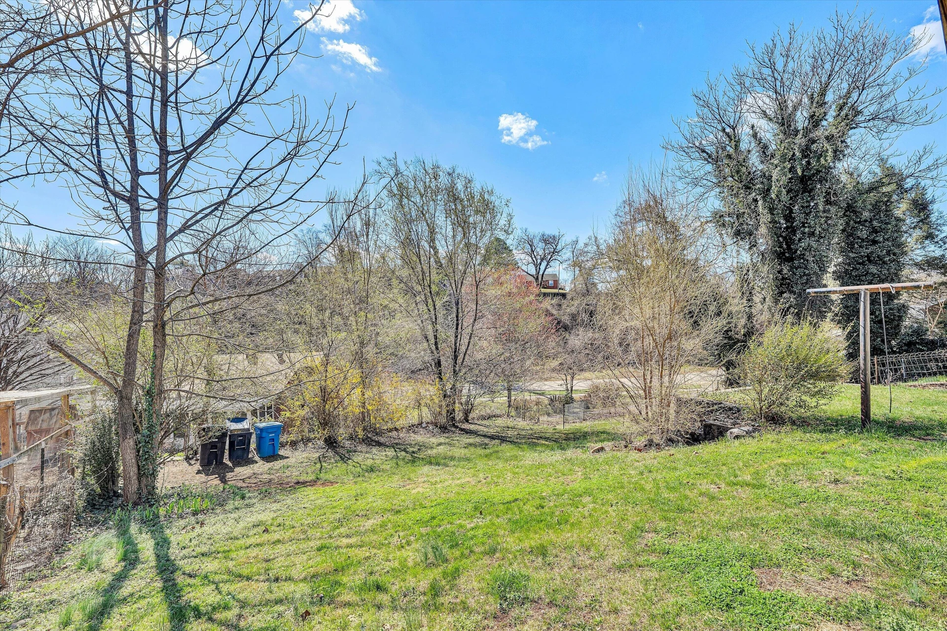 1210 Howbert AVE - Photo 36