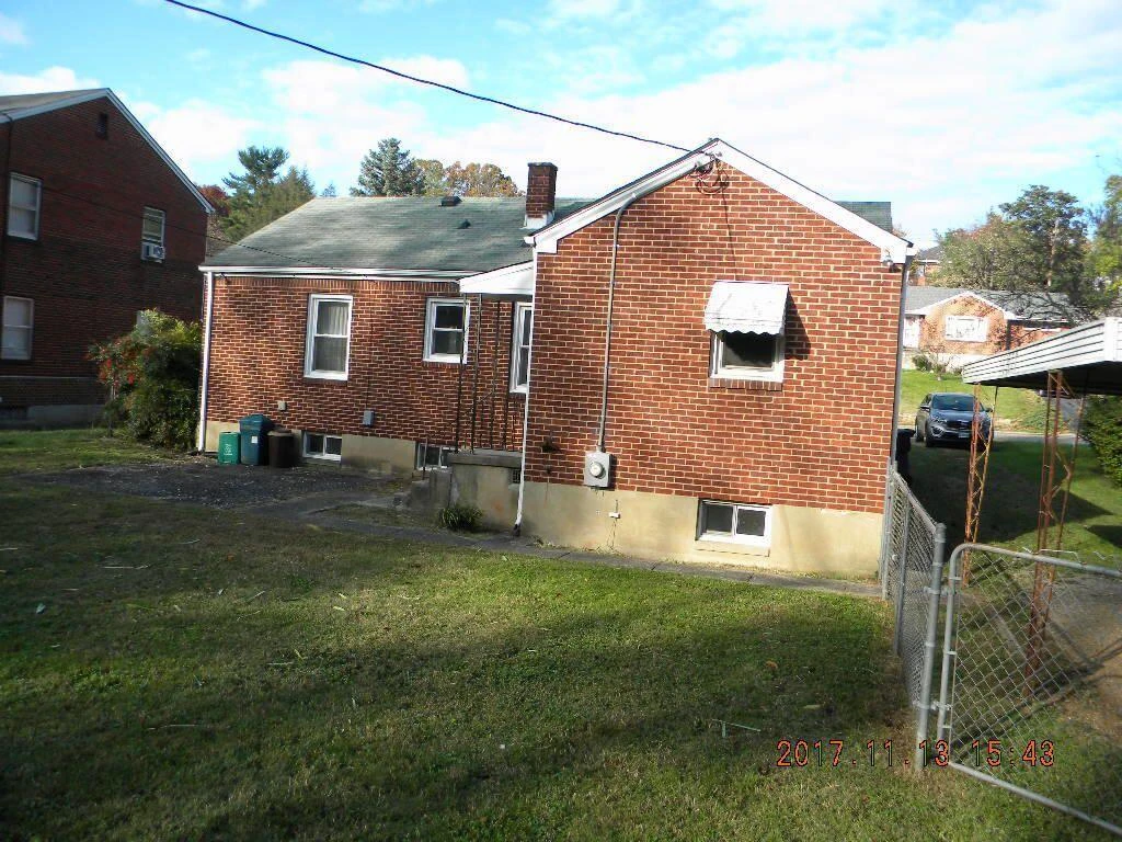 2416 Brandon AVE - Photo 2