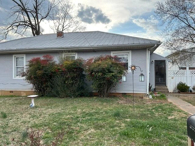 630 Columbia ST - Photo 4