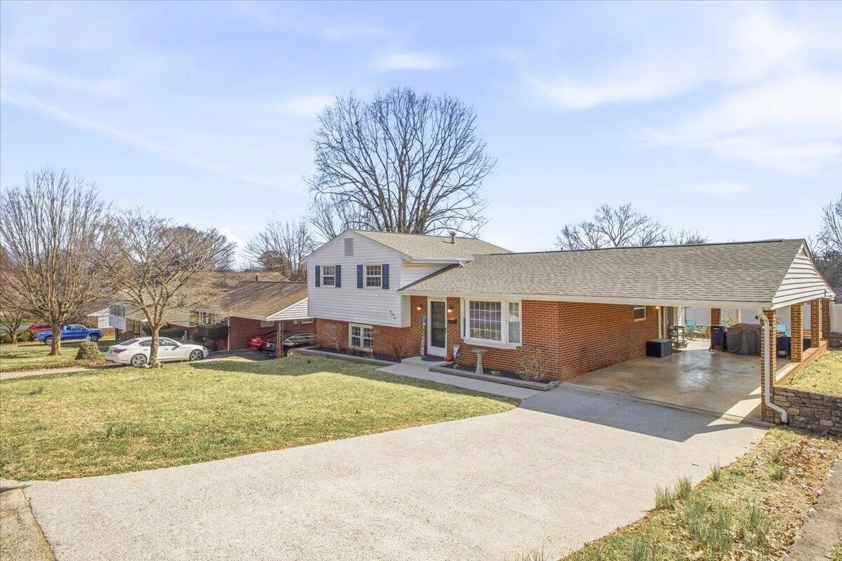 165 Oaklawn AVE - Photo 5