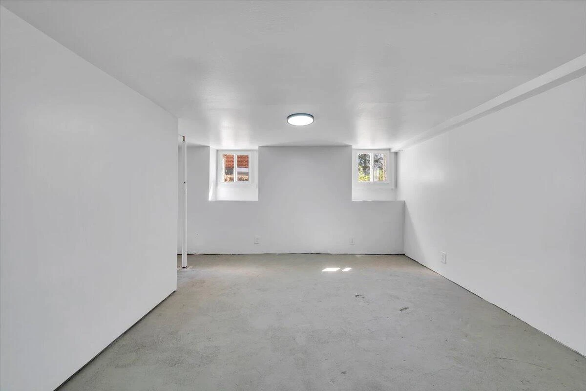 3219 Collingwood ST - Photo 44