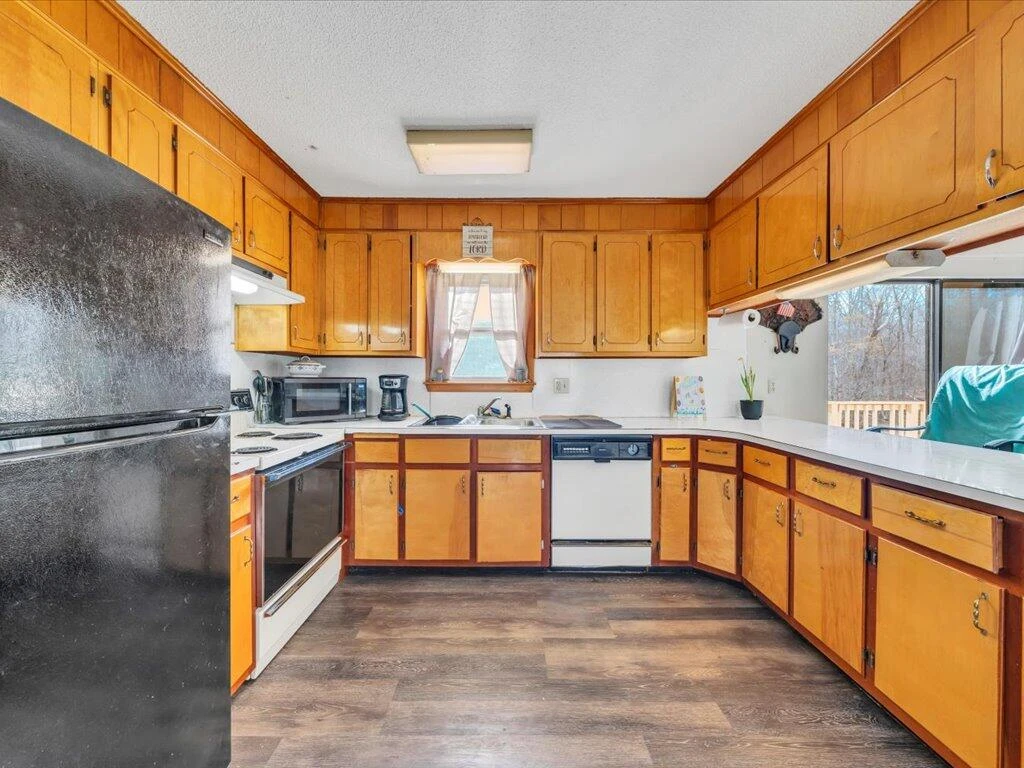 1136 County Line RD - Photo 10