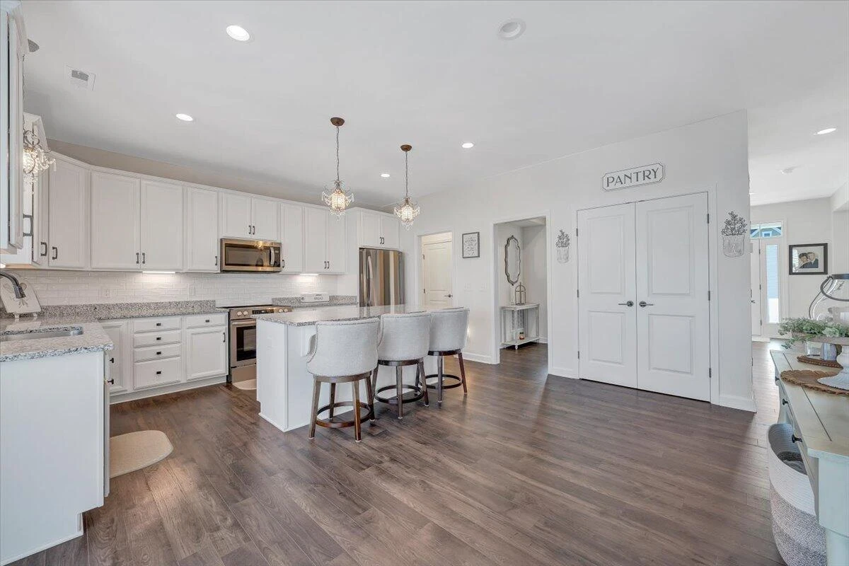 79 Norborne ST - Photo 23