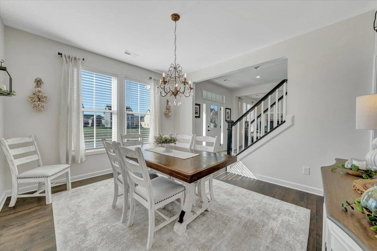 79 Norborne ST - Photo 10