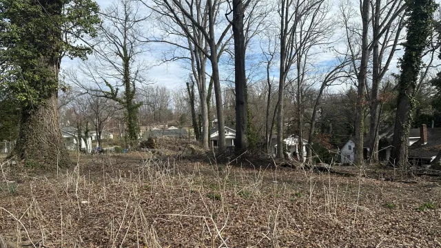 0 Surrey AVE