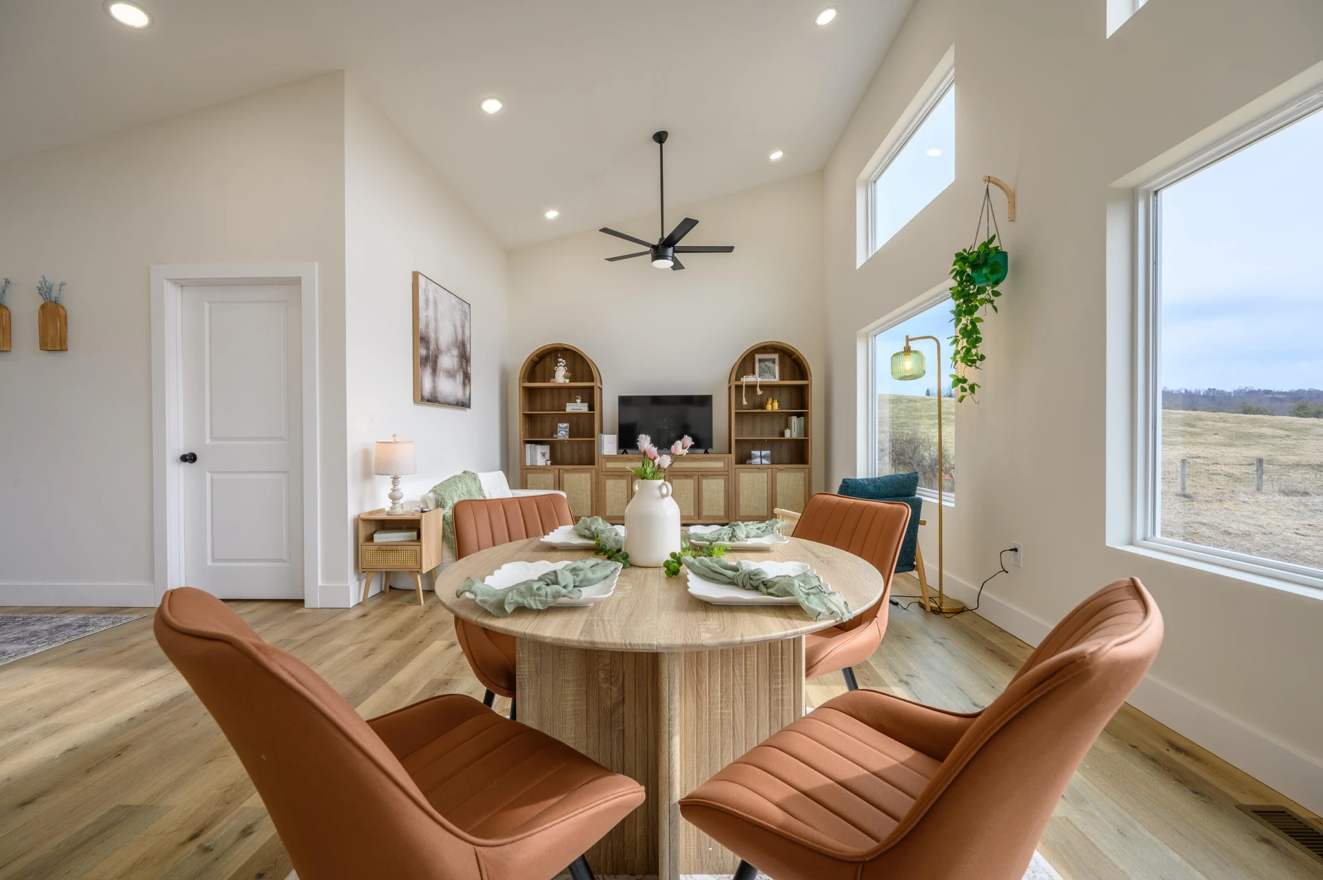 320 Grace LN - Photo 8