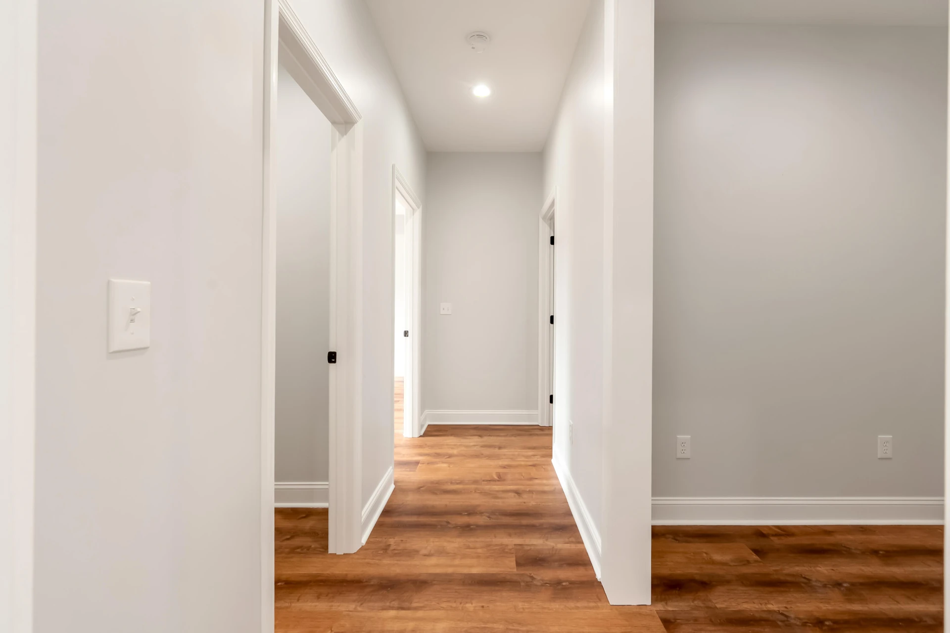 1047 Barberry RD - Photo 19