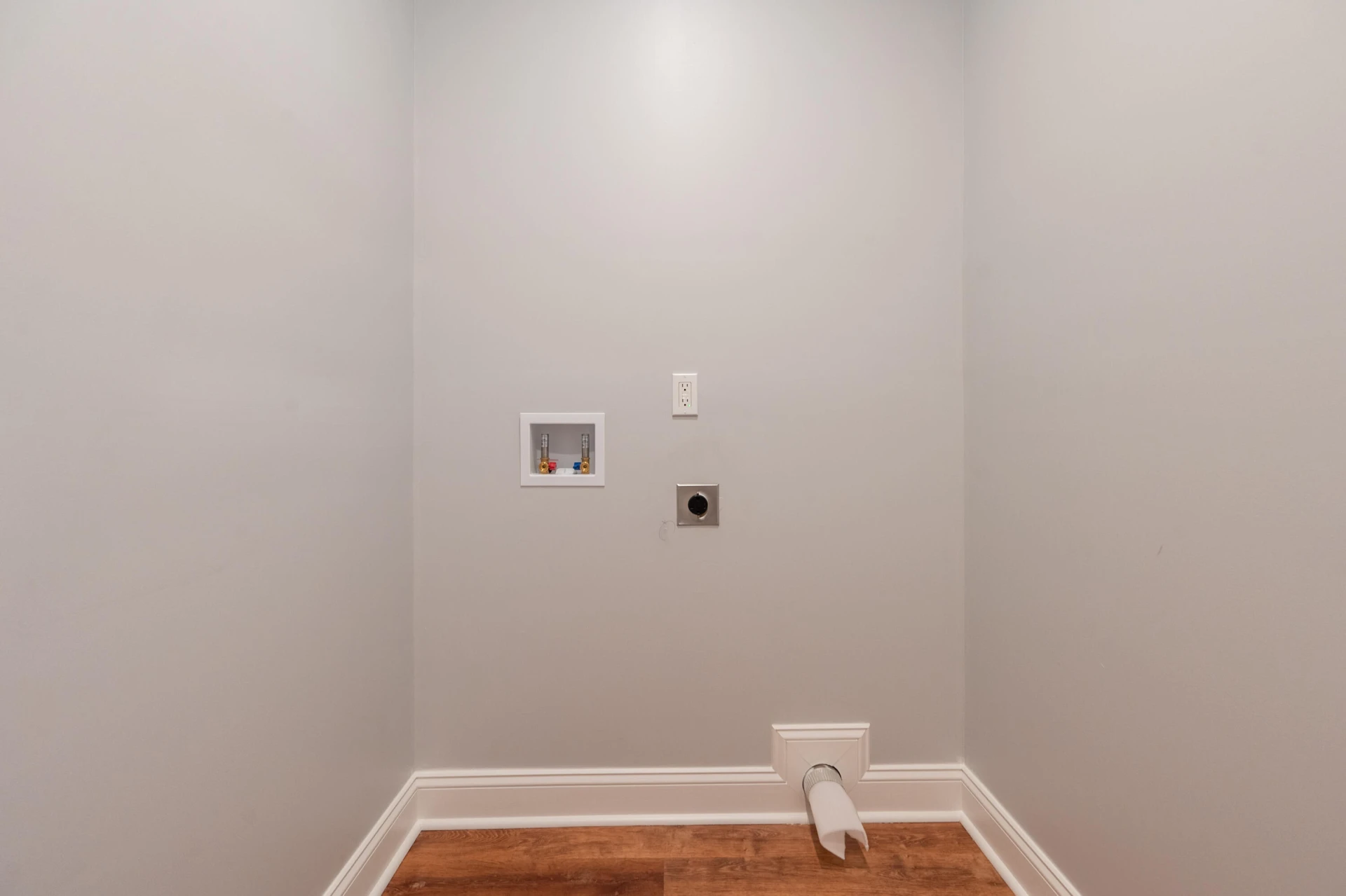 1047 Barberry RD - Photo 28