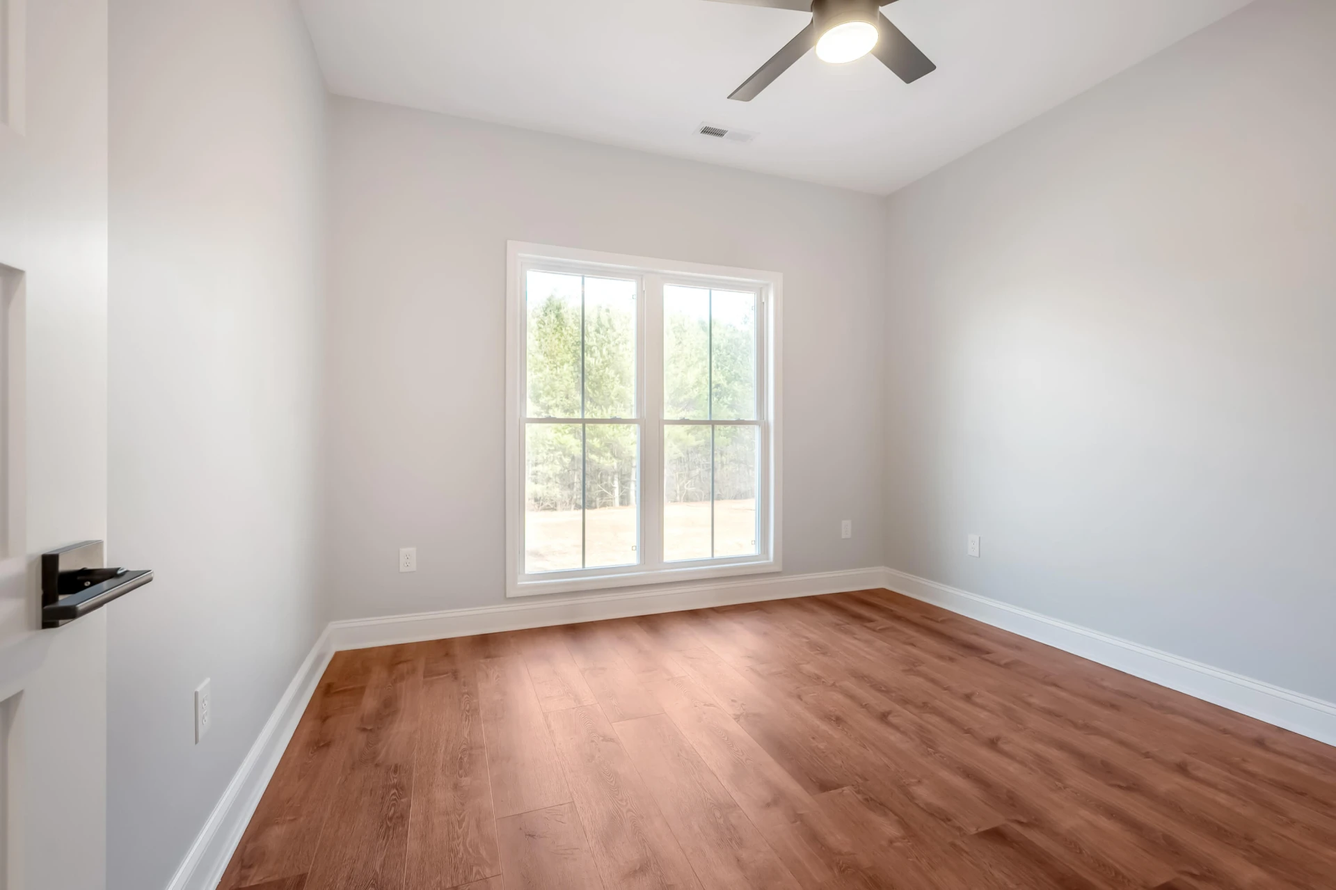 1047 Barberry RD - Photo 35