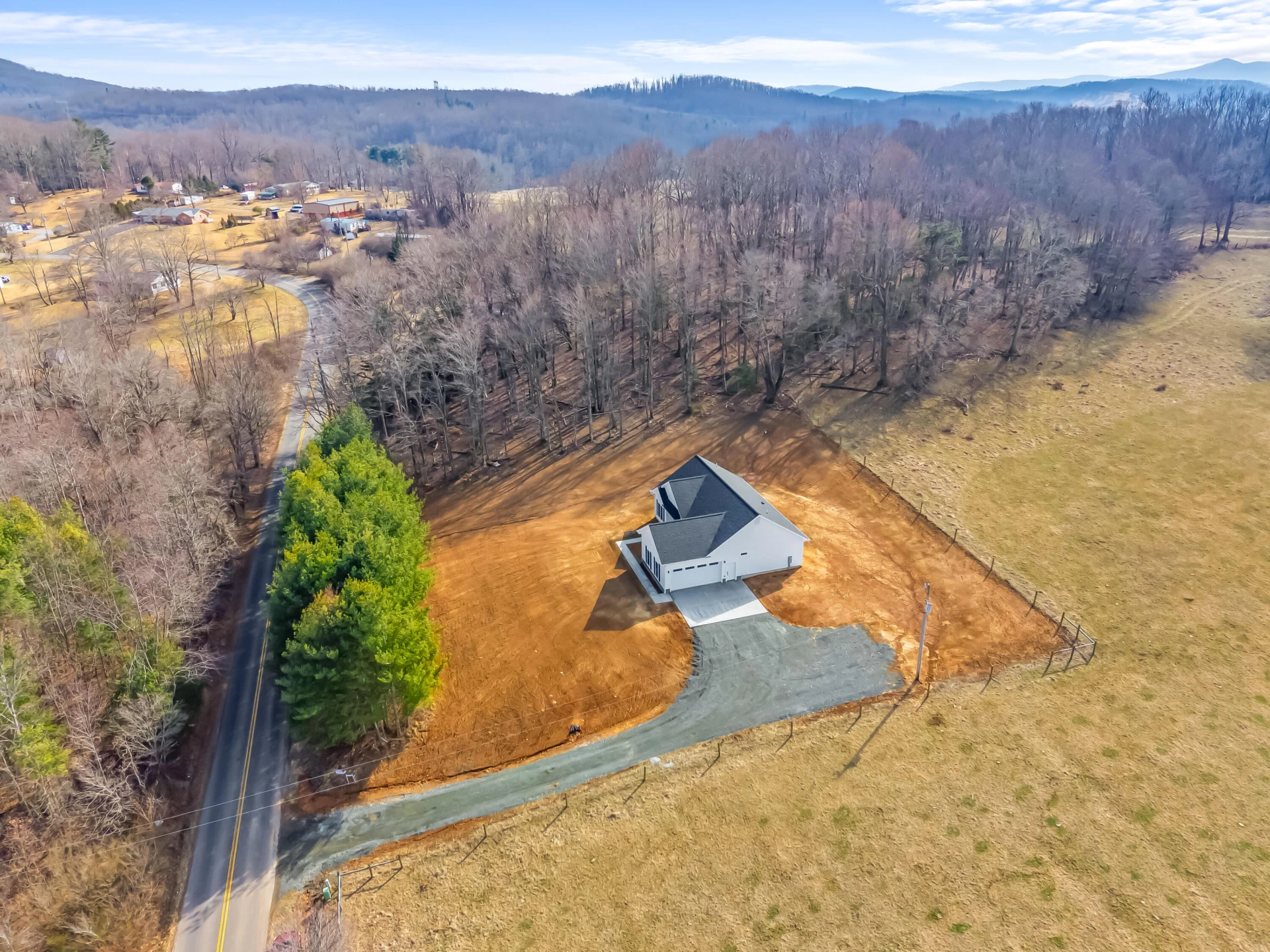 1047 Barberry RD - Photo 42