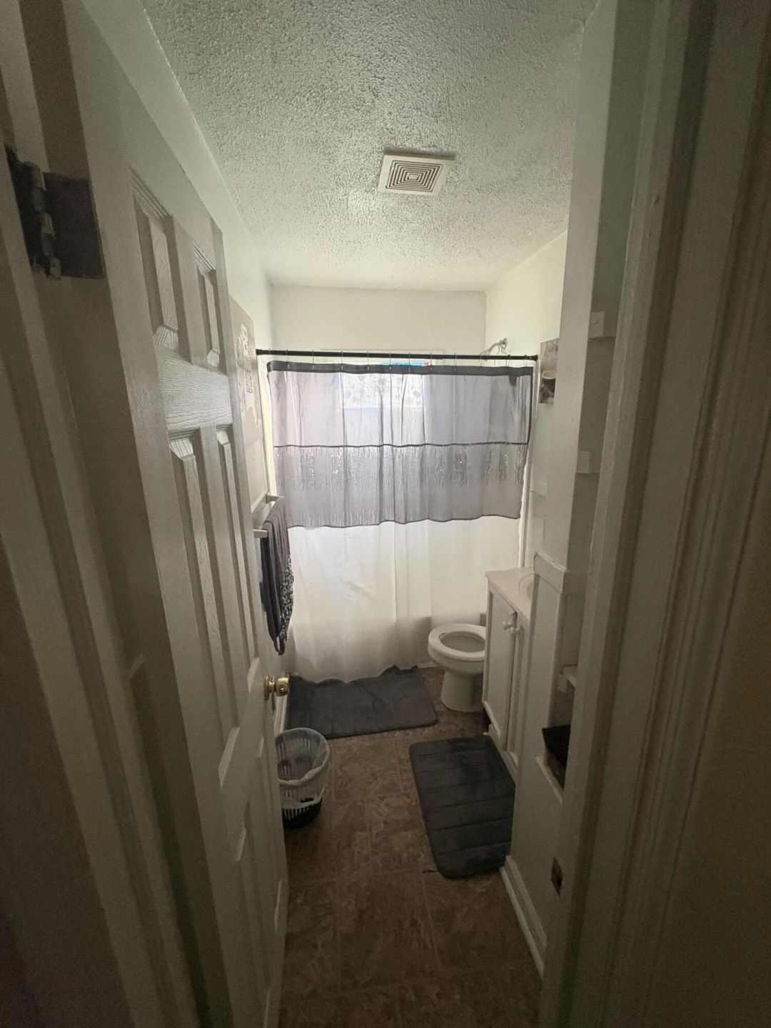 3813 Virginia AVE - Photo 5
