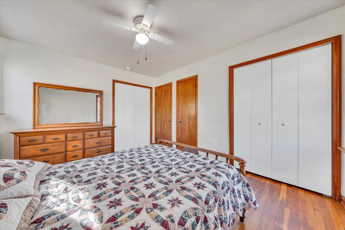 1846 Pineview DR - Photo 18