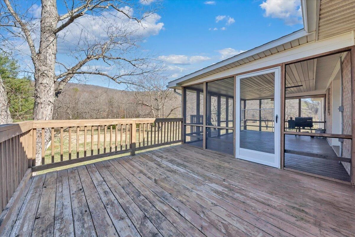 1846 Pineview DR - Photo 43