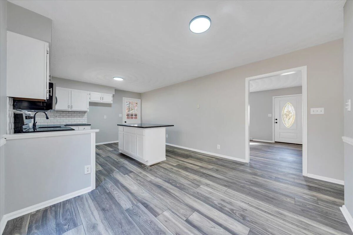 222 Maple DR - Photo 14