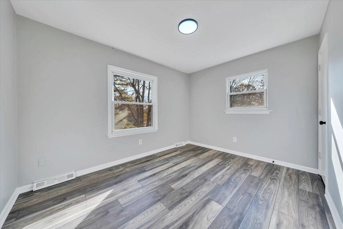 222 Maple DR - Photo 22