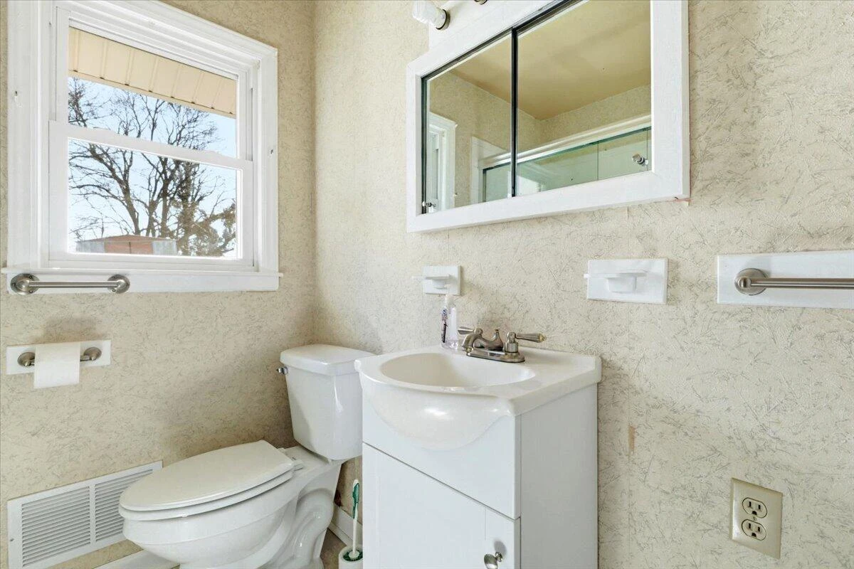 212 Cherryhill RD - Photo 19