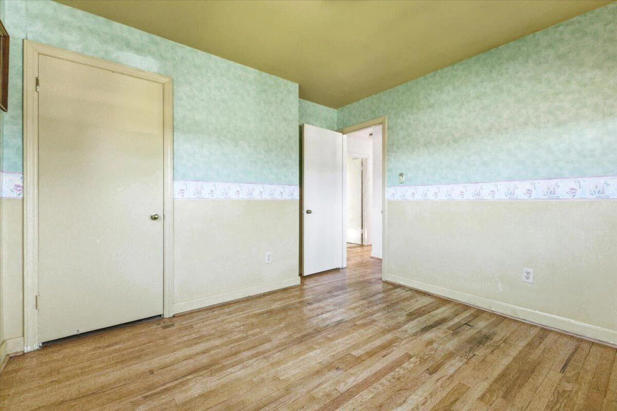 212 Cherryhill RD - Photo 24