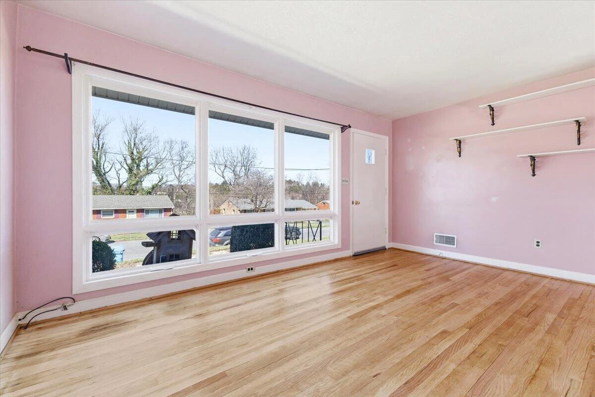 212 Cherryhill RD - Photo 7