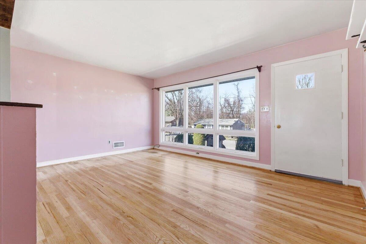 212 Cherryhill RD - Photo 8