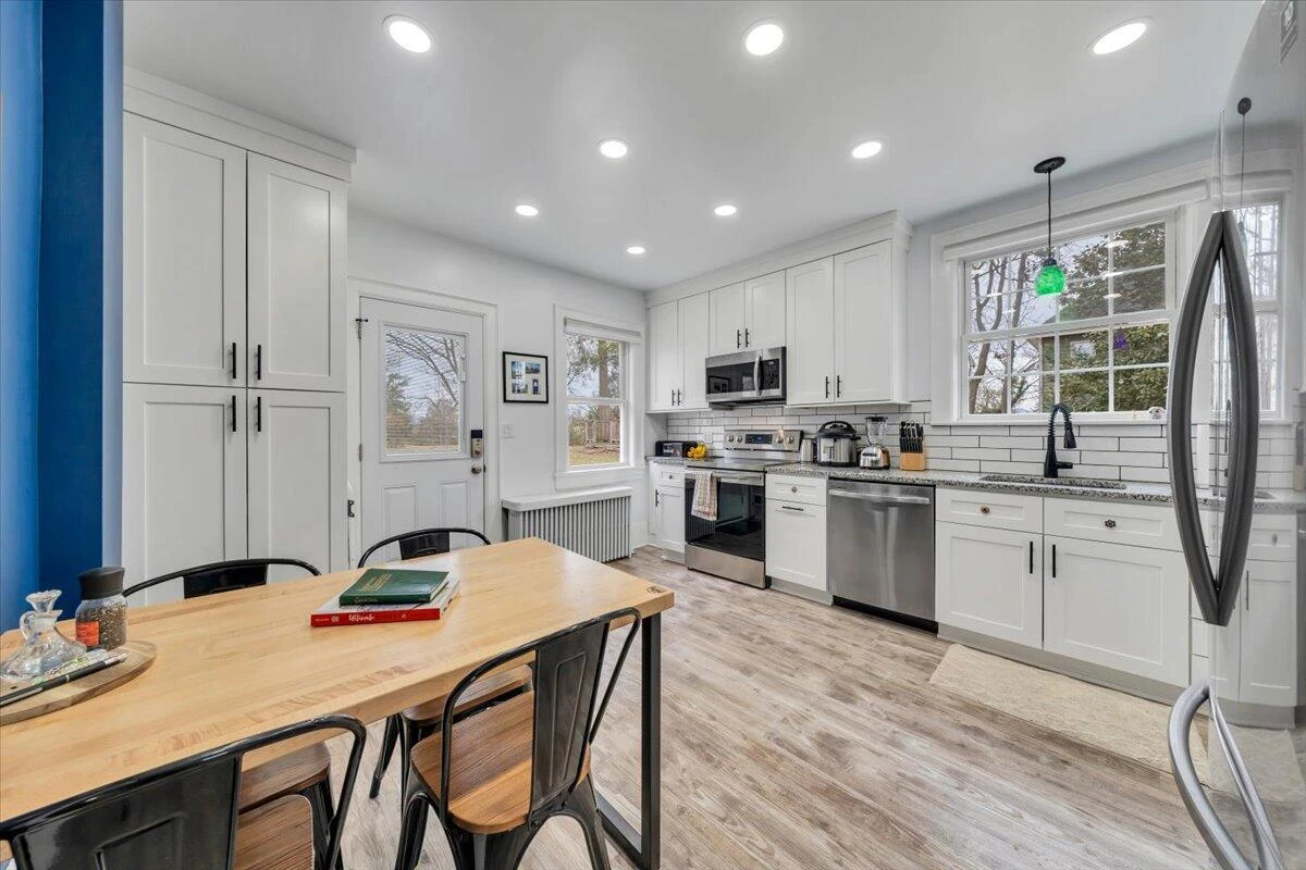 1729 Westover AVE - Photo 18